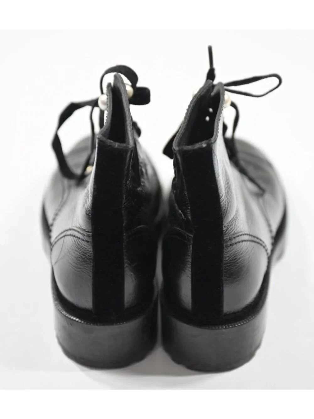 Chanel Shiny Calfskin Velvet Pearl Lace-Up Leather Boots in Black